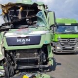 Két kamion ütközött az M0-son – teljes útzár