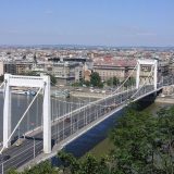 Tisztítják az Erzsébet hidat szombaton és vasárnap