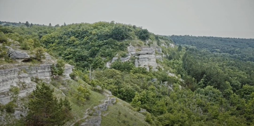 Biatorbágy gyöngyszemei: Nyakaskő, Madárszirt