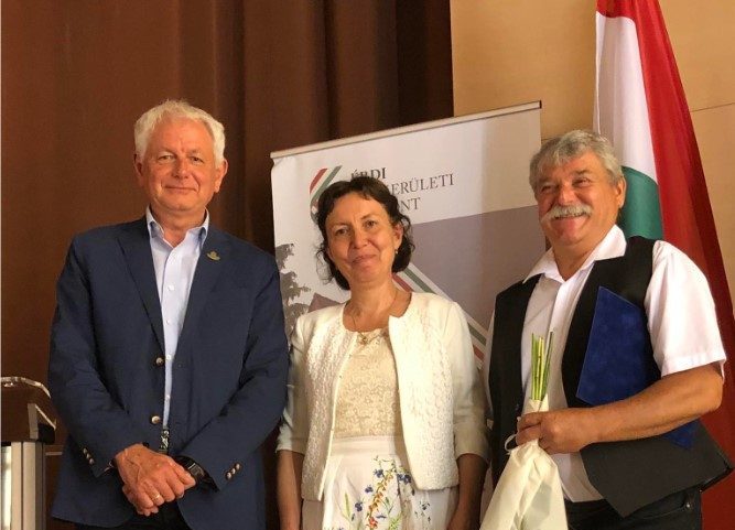 Aranycsengő díjat kapott Köllő Attila